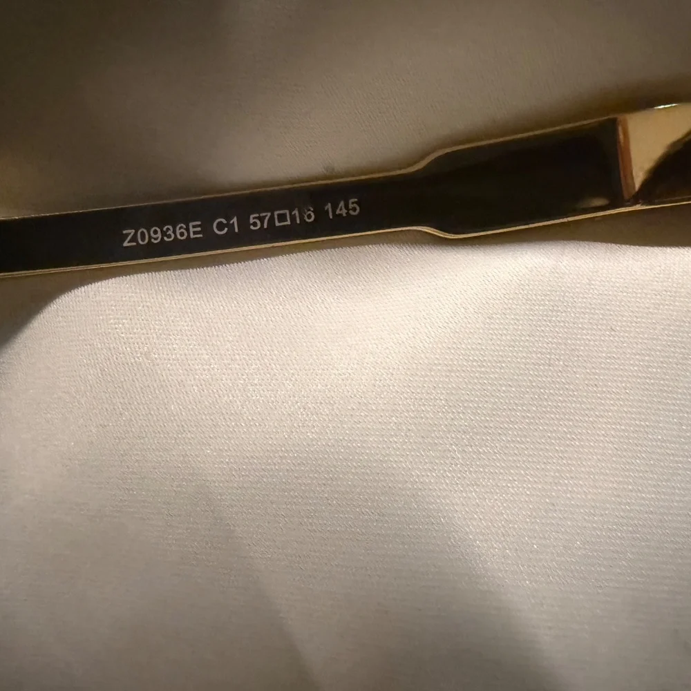 Louis Vuitton Brown Sunglasses - Picture 4 of 12